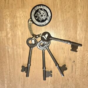 Set of 4 Antique Skeleton Keys